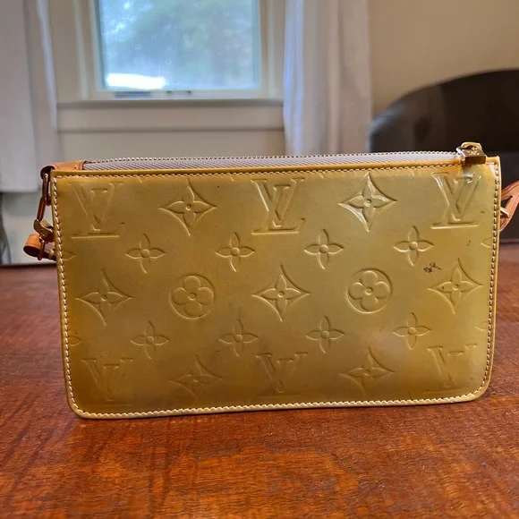 Louis Vuitton Lexington Pochette - Picture 4 of 14